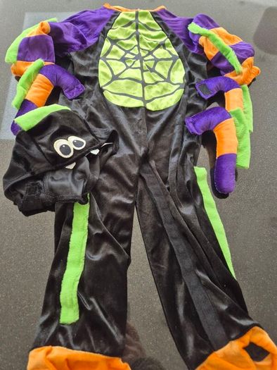 Halloween 18-24
