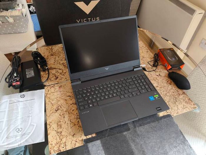 Gaming Laptop Hp Victus i5 13420H 8/12 RTX4050 6GB 16gb DDR4 3200mhz 512GB NVMe PCIE 4.0 15.6" 1080p 144hz Ips 250nits Win11 RGB