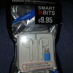 earphones