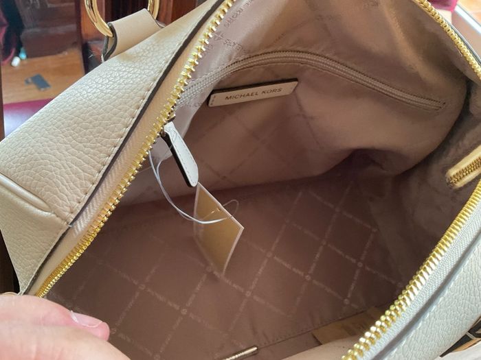 Michael Kors SALE  new with tags on  cream Grayson medium duffle satchel