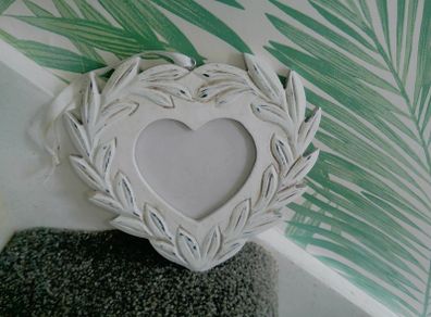 Lovely Rustic Heart Shaped Picture Frame 12 euro