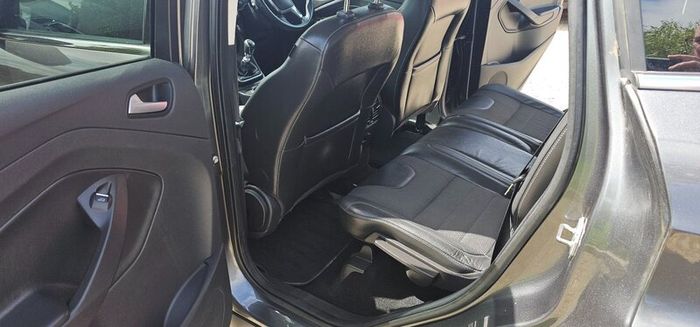 Ford Kuga 2016