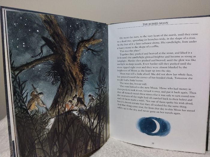The Headless Horseman And Other Ghoulish Tales, Large Hardback Book