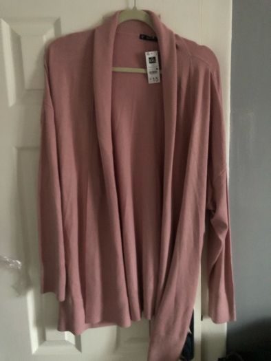 Ladies BNWT cardigan size XXL
