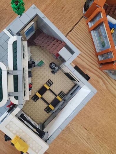 lego creator 10264