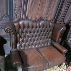 2 seater Anne queen chesterfield