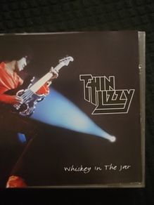Thin Lizzy - Whiskey In The Jar.