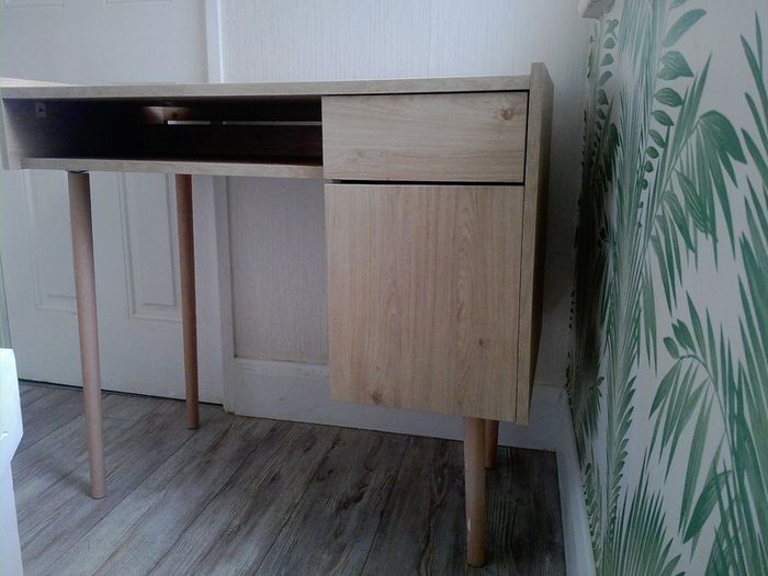 Free Desk