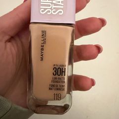 Maybeline super stay foundation