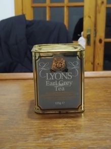 Vintage Lyons Earl Grey Tea 1997 Full, Unopened!