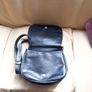 Texier Black Leather Vintage Cross Body Bag Image 5