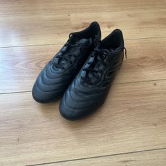 Size 9 Adidas football boots