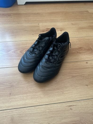 Size 9 Adidas football boots