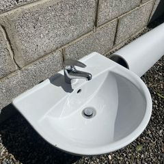 Bathroom Pedestal Sink