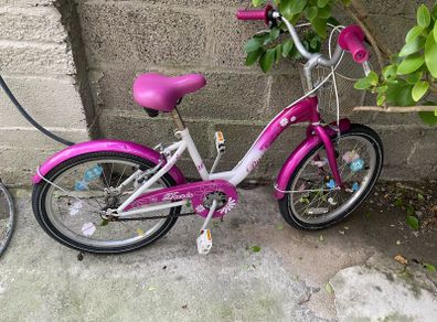 Pink kids bike