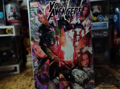Young Avengers ! Issue #5 ! HOT COPY ! First Printing ! 2005 ! by Marvel !