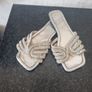 womens slippers Image 2