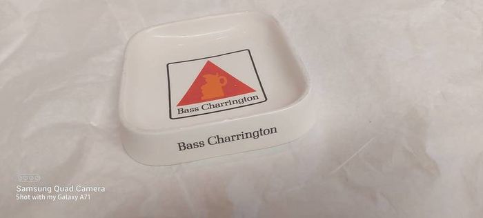 Old large vintage rare bass charrington ashtray rare item ,made by wade ,good condition, see pictures for condition,price includes post to anywhere in Ireland thank you, collectors item,,