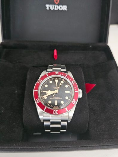 Tudor Black Bay