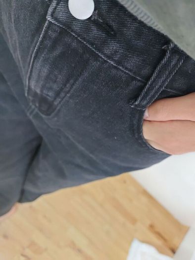 Black wide jeans