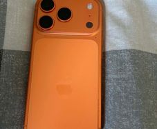iPhone 17 Pro - 256GB - Cosmic Orange