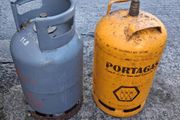 gas bottles (full)