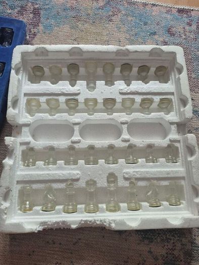 Glass chess set