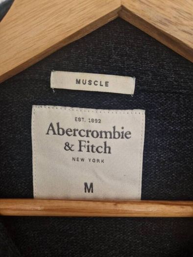 Ambercrombie & Fitch mens cardigan size M