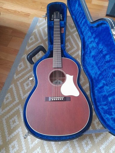 Iris Guitar Company Og All Mahogany