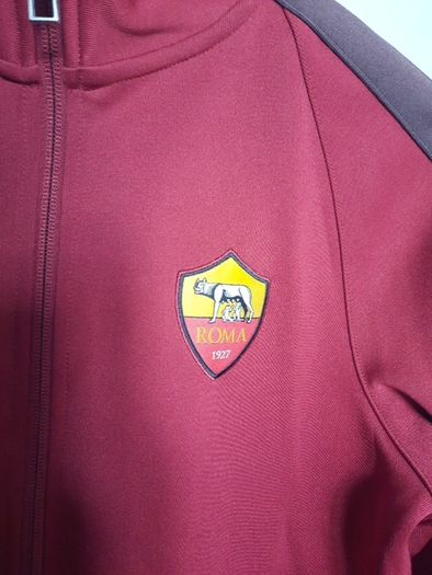 Roma Nike zip top boys size 13-15 years