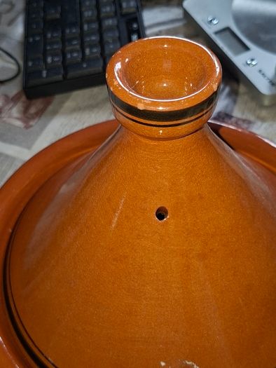 Authentic Moroccan Clay Tagine Pot Traditional Conical Ceramic Cookware, Bring the flavors of North Africa right into your kitchen with this beautiful, traditional Moroccan Tagine. Postage available or Collection,