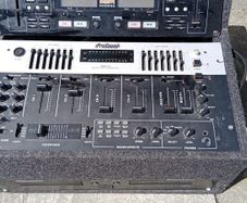 Disk player DJ deck