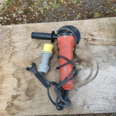 Hilti AG 115-7 Angle Grinder