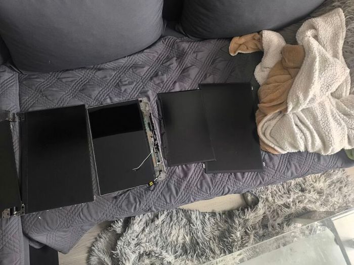mix screens Lenovo dell hp 8th gen 10th gen apple total 17 screens