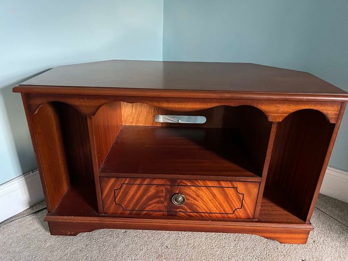 TV Corner unit