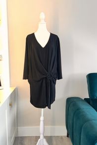 Ladies Black Tunic Buckle Top from Evans. Size UK 20 / EU 48.