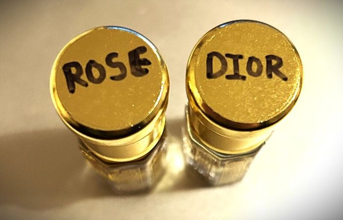 Perfume oil