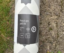 Beautiful Linoleum 2 rolls of 6M2 (12M2 total) new , under half price lino