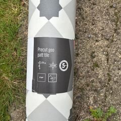 Beautiful Linoleum 2 rolls of 6M2 (12M2 total) new , under half price lino