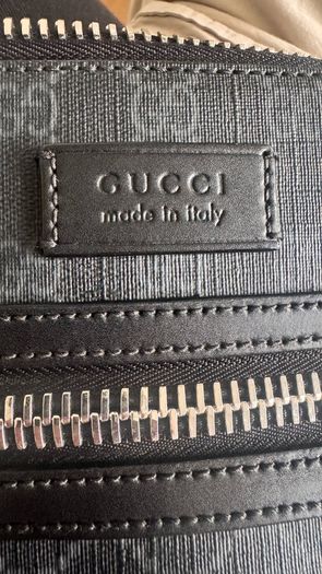 Gucci GG supreme
