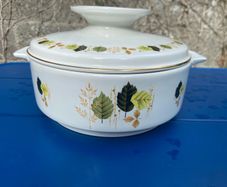 Arklow pottery tureen