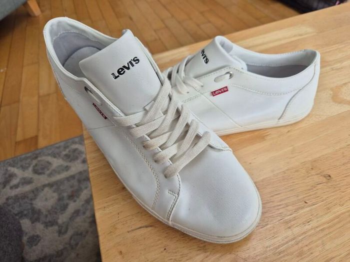 Levis Mens Woods Trainers UK 10.5 Euro 45