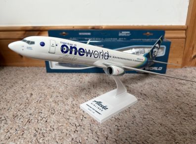 Skymarks Alaska Airlines Boeing 737-900ER 1:130 One World