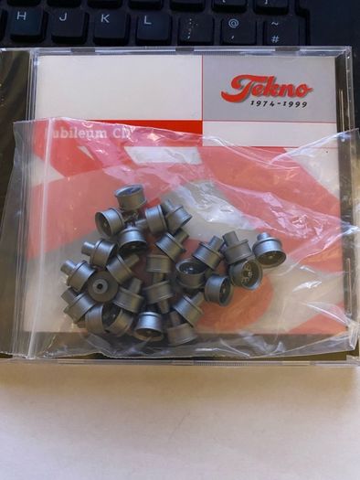 Tekno trucks spare wheels 25