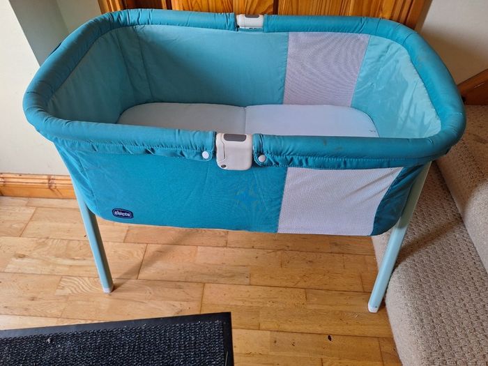 Chicco mint green baby cot