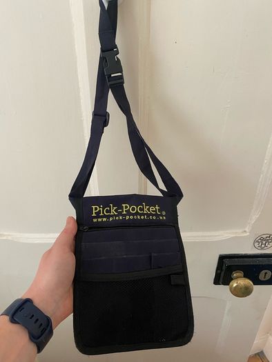 Nurses/healthcare 'Pick-pocket' wallet