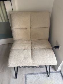 Beautiful  Boucle Summer white chair