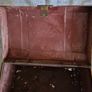 Small vintage metal trunk. Image 8