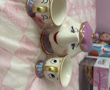 Beauty and the Beast Mrs Pots and Chip set