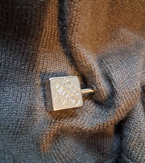 Louis Vuitton 2005 RTW Cashmere Sweater
